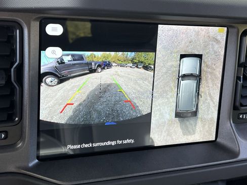 New 2025 Ford Bronco Badlands image 19