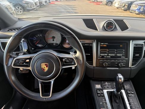 Used 2016 Porsche Macan S AWD/4WD image 11