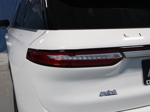 Used 2025 Lincoln Corsair AWD w/ Equipment Group 101A image 35