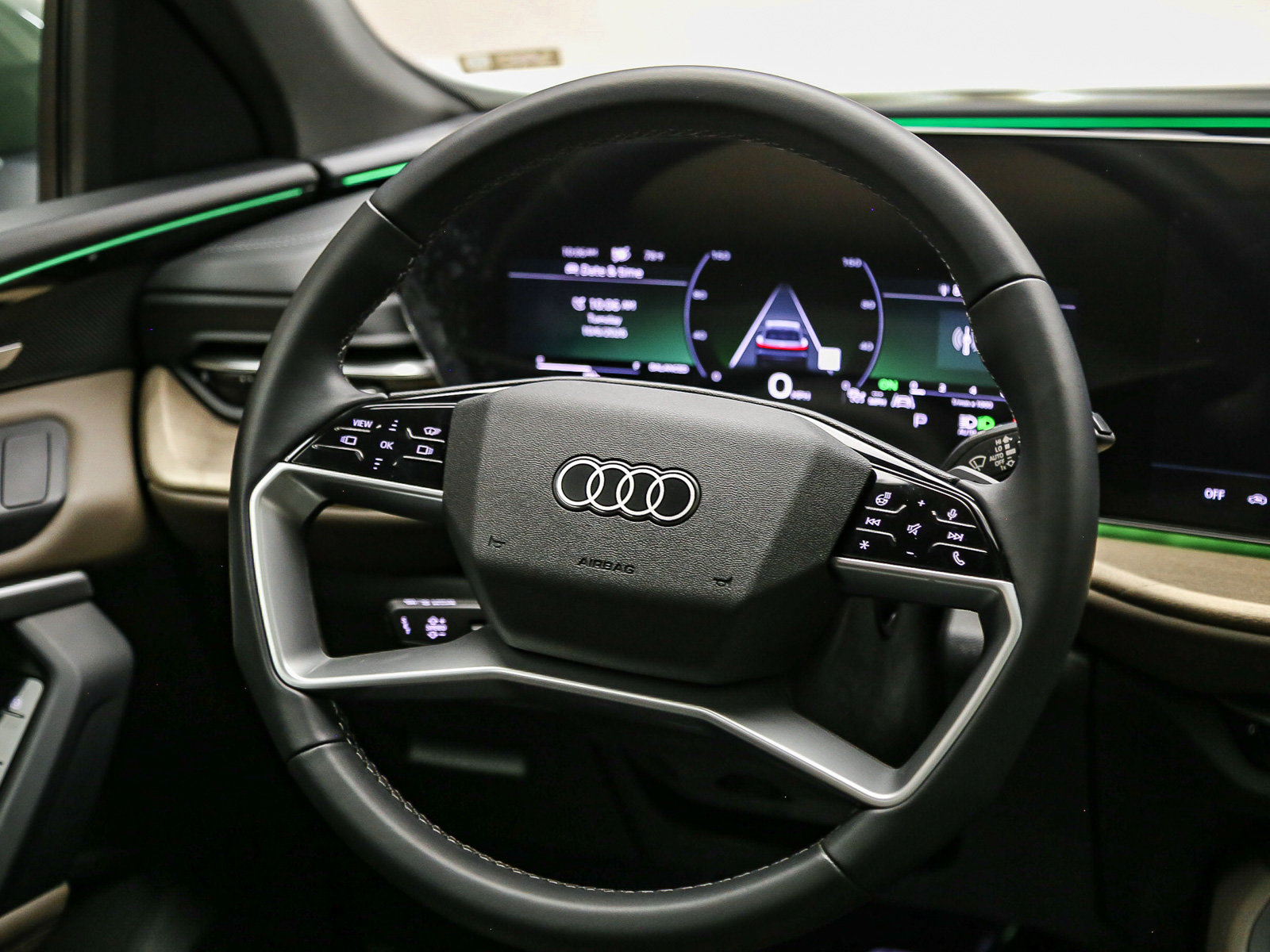Certified 2025 Audi Q5 Premium AWD/4WD image 16