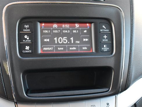 Used 2020 Dodge Journey SE w/ SE Popular Equipment Group image 31