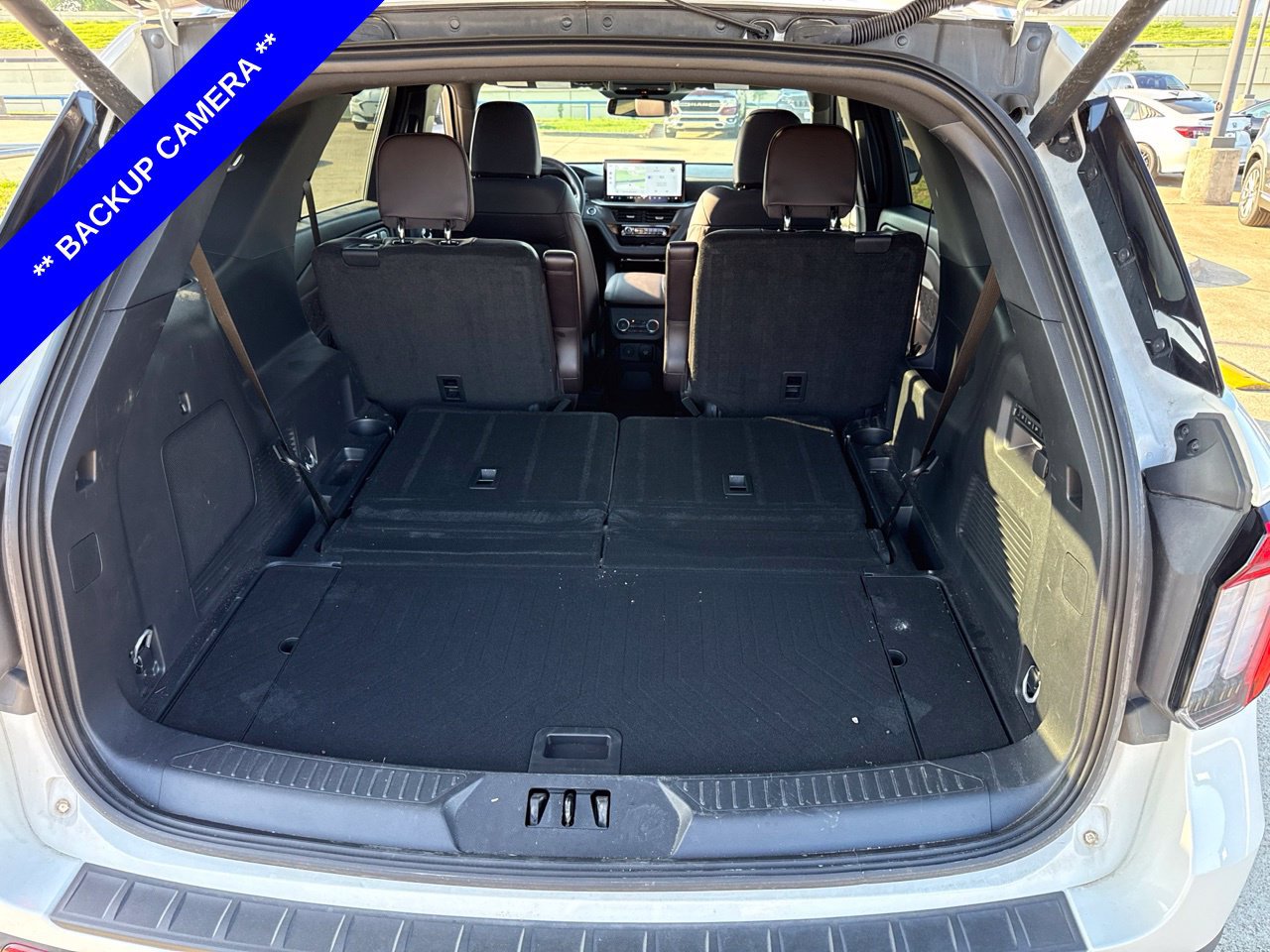 Used 2025 Ford Explorer Platinum w/ Ultimate Package RWD image 10