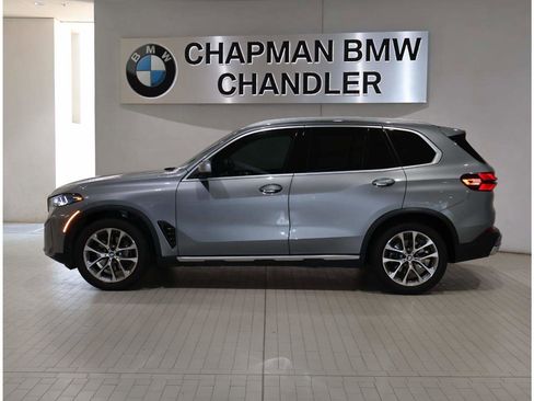 Certified 2024 BMW X5 sDrive40i w/ Premium Package RWD image 3