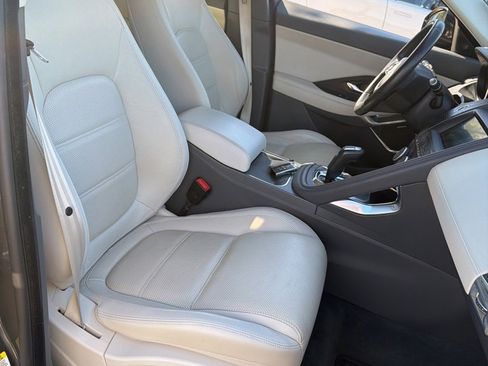 Used 2019 Jaguar E-PACE S image 22
