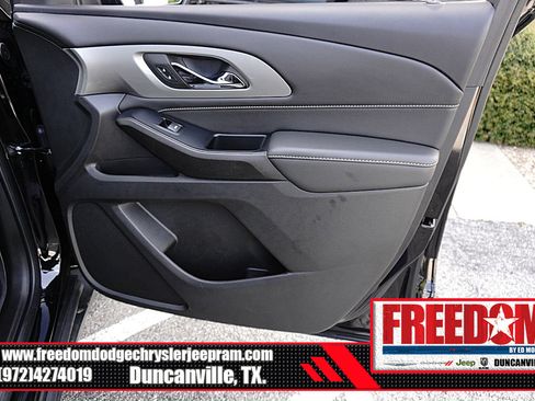 Used 2023 Chevrolet Traverse LT w/ LPO, Floor Liner Package AWD/4WD image 41
