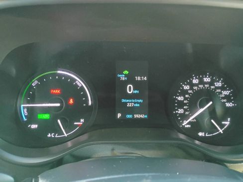 Used 2022 Toyota Sienna XSE image 19