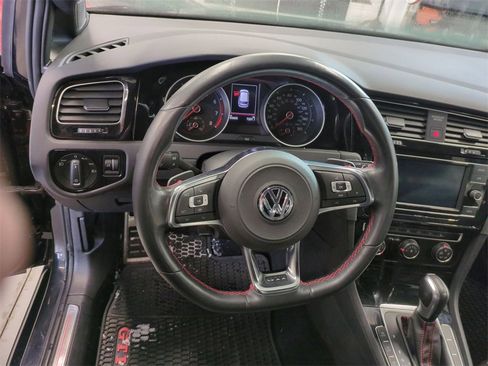 Used 2021 Volkswagen GTI SE image 17