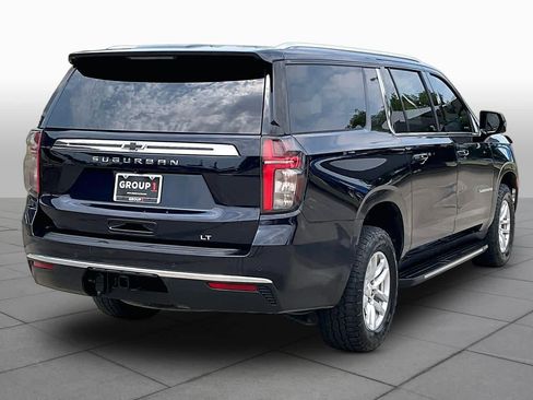 Used 2023 Chevrolet Suburban LT w/ Luxury Package AWD/4WD image 13