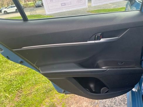 Used 2023 Toyota Camry SE FWD image 20