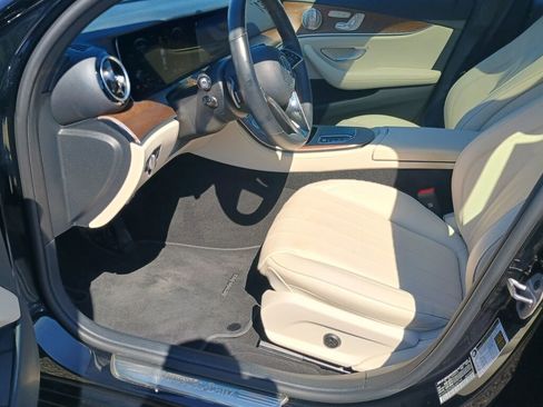 Used 2023 Mercedes-Benz E 350 4MATIC Sedan image 9