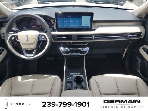 New 2025 Lincoln Corsair FWD image 17