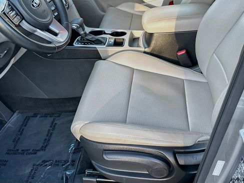 Used 2021 Kia Sportage S FWD image 19