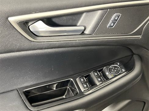 Used 2016 Ford Edge SEL w/ Equipment Group 201A image 13