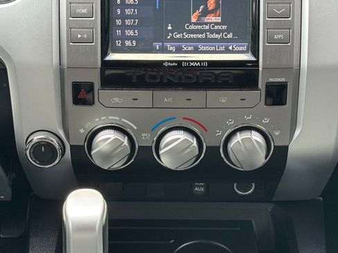 Used 2015 Toyota Tundra SR5 w/ TRD Off Road Package image 33