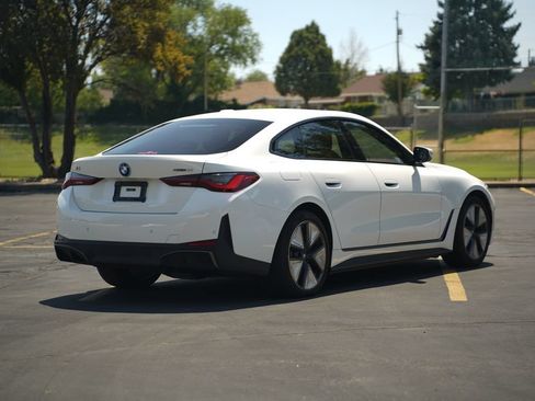 Used 2023 BMW i4 eDrive35 w/ Premium Package RWD image 5