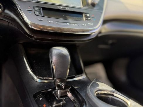 Used 2016 Toyota Avalon XLE image 14