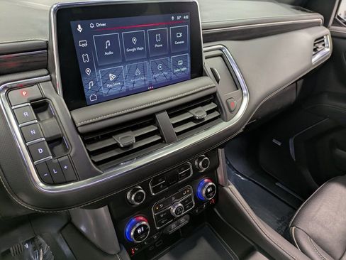 Used 2023 GMC Yukon SLT w/ SLT Luxury Package image 11