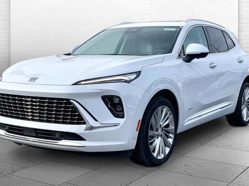 New 2026 Buick Envision Avenir image 2