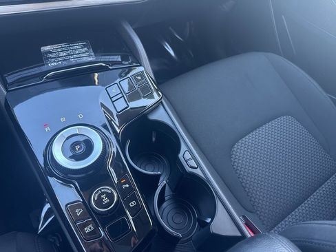 Used 2023 Kia Sportage LX image 22