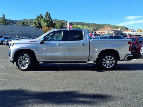 Used 2019 Chevrolet Silverado 1500 LTZ w/ LTZ Premium Package image 3