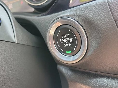 Used 2023 Buick Encore GX Preferred w/ Cold Weather Comfort Package AWD/4WD image 29