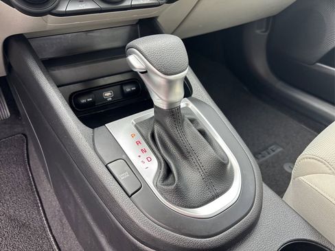 Used 2023 Kia Forte LXS w/ LXS Technology Package image 29