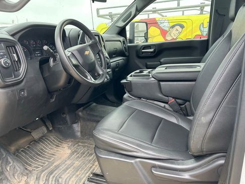 Used 2022 Chevrolet Silverado 2500 W/T RWD image 4