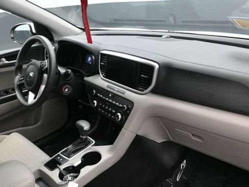 Used 2021 Kia Sportage LX w/ LX Fwd Popular Package image 14