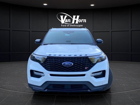 Used 2020 Ford Explorer ST w/ ST Street Pack AWD/4WD image 8