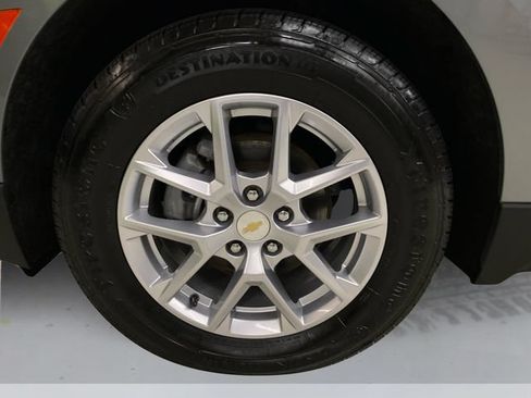Used 2023 Chevrolet Equinox LT w/ LPO, Floor Liner Package AWD/4WD image 18