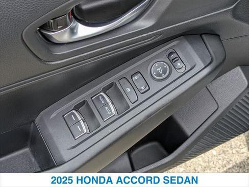 Certified 2025 Honda Accord LX image 13