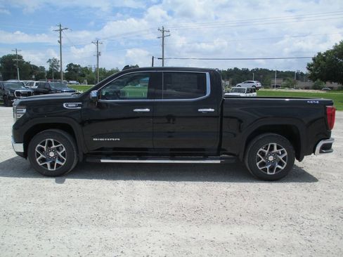 New 2026 GMC Sierra 1500 SLT w/ SLT Premium Package AWD/4WD image 7