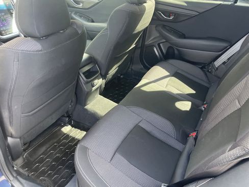 Used 2021 Subaru Outback Premium image 10