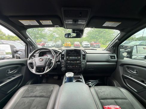 Used 2021 Nissan Titan PRO-4X w/ Pro-4x Utility Package AWD/4WD image 5