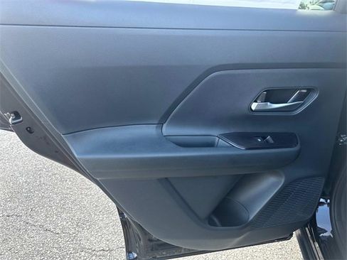 New 2025 Nissan Kicks SV w/ SV Premium Package image 15