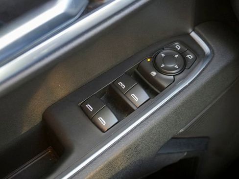 Used 2025 Chevrolet Silverado 1500 LT image 24