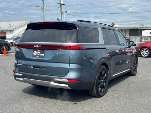 Used 2024 Kia Carnival SX Prestige FWD image 9