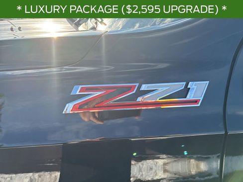 Used 2022 Chevrolet Suburban Z71 w/ Off-Road Capability Package image 5