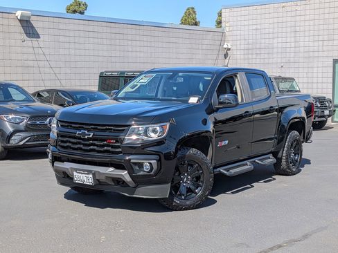 Used 2022 Chevrolet Colorado Z71 w/ Z71 Midnight Edition image 1