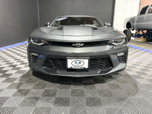 Used 2017 Chevrolet Camaro SS image 7