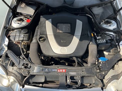 Used 2006 Mercedes-Benz CLK 350 Cabriolet image 44