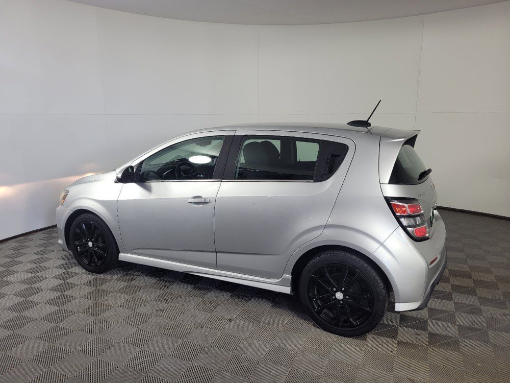 Used 2017 Chevrolet Sonic LT FWD image 3