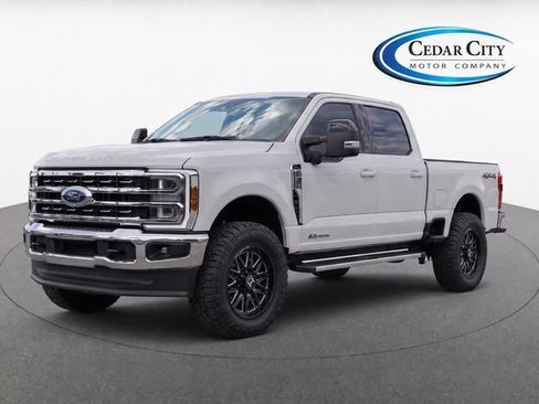 Used 2026 Ford F250 Lariat AWD/4WD image 2