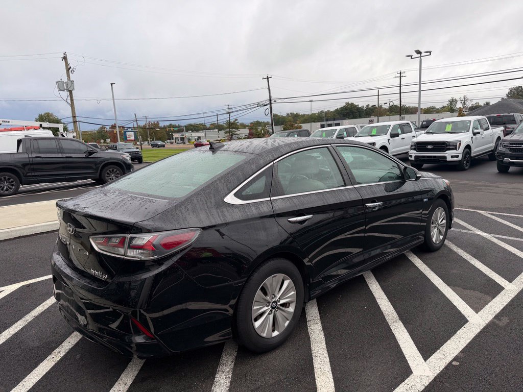 Used 2019 Hyundai Sonata SE FWD image 3