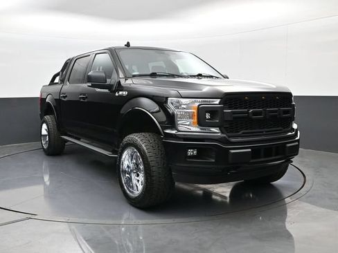 Used 2020 Ford F150 XLT w/ Equipment Group 302A Luxury AWD/4WD image 3