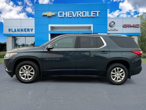 Used 2018 Chevrolet Traverse LT w/ LPO, Floor Liner Package AWD/4WD image 2