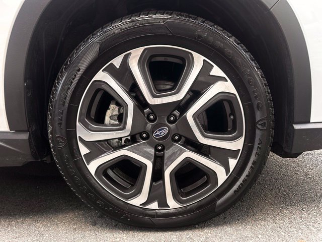 Used 2024 Subaru Ascent Limited AWD/4WD image 34