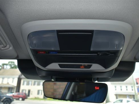 Used 2024 Subaru Crosstrek 2.5i Limited w/ Crosstrek Mirror Package AWD/4WD image 19