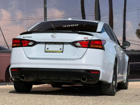 Used 2023 Nissan Altima 2.5 SR image 11