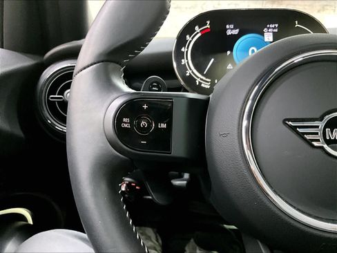 Used 2024 MINI Cooper S w/ Signature Upholstery Package FWD image 20